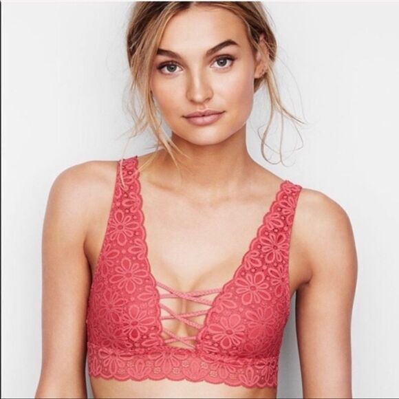 Victoria’s Secret braided plunge lace bralette bra - Picture 3 of 8